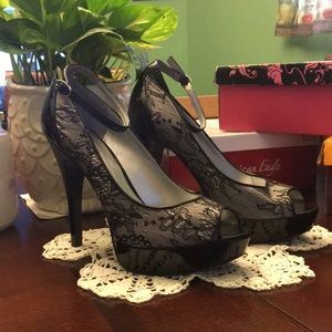 Guess black lace platform heels